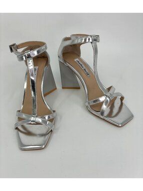 Charles David Tucker Ankle T-Strap Heel Block Heel Sandal Silver 7.5 M